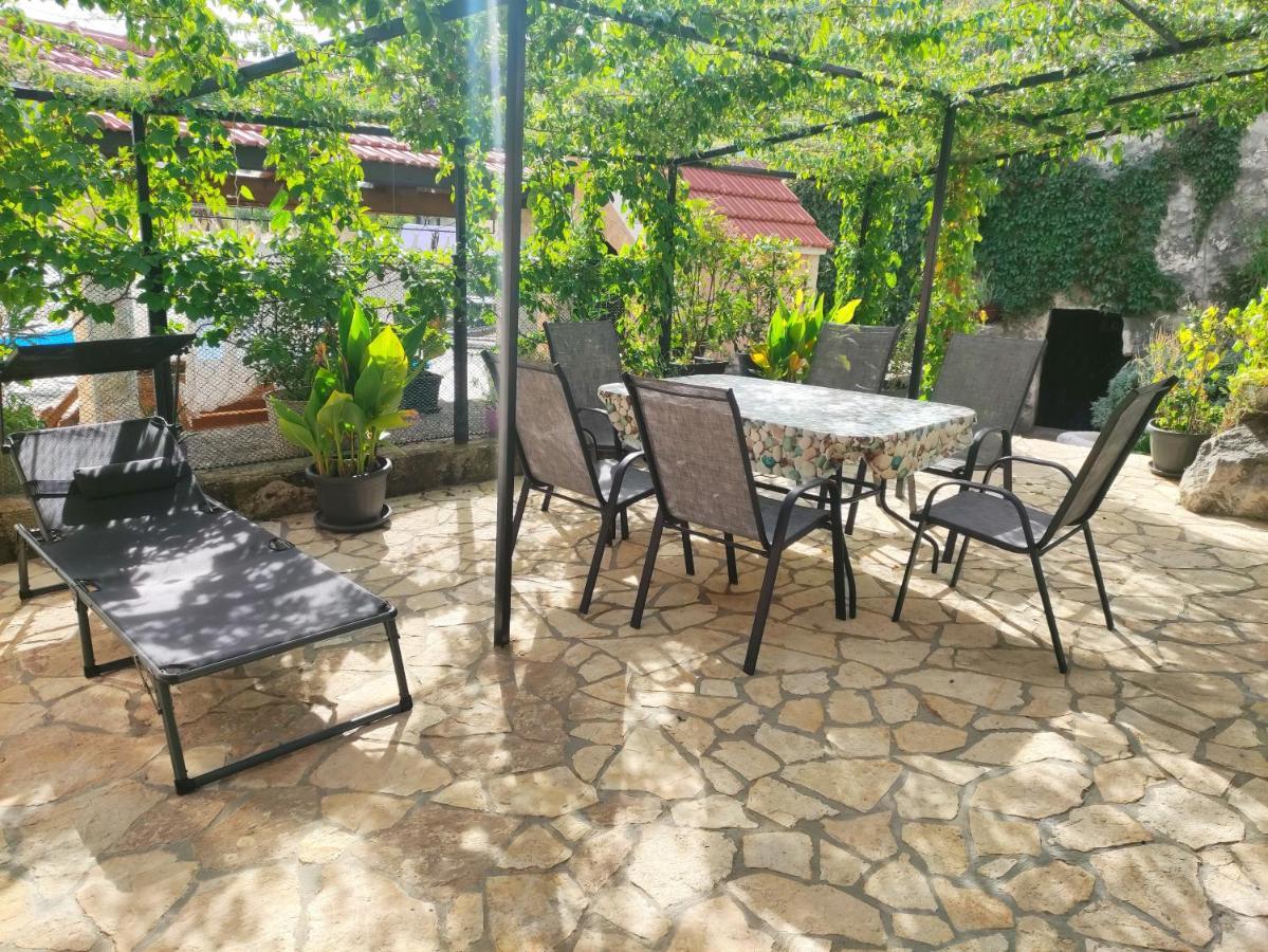 Holiday Home Perunika Zezevica 외부 사진