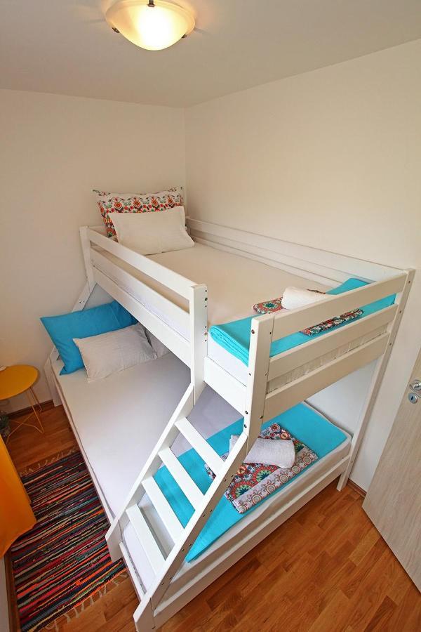 Holiday Home Perunika Zezevica 외부 사진