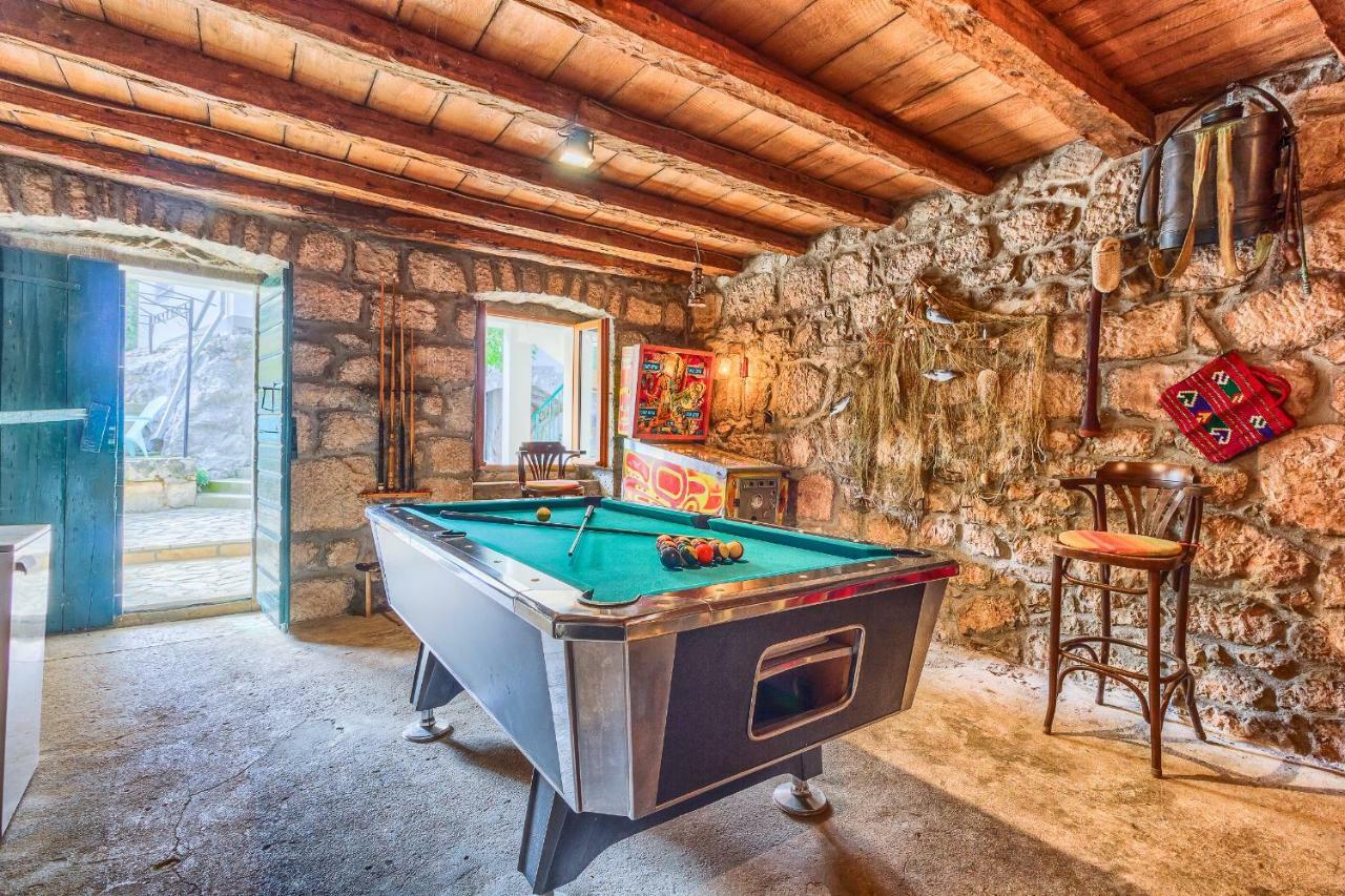Holiday Home Perunika Zezevica 외부 사진