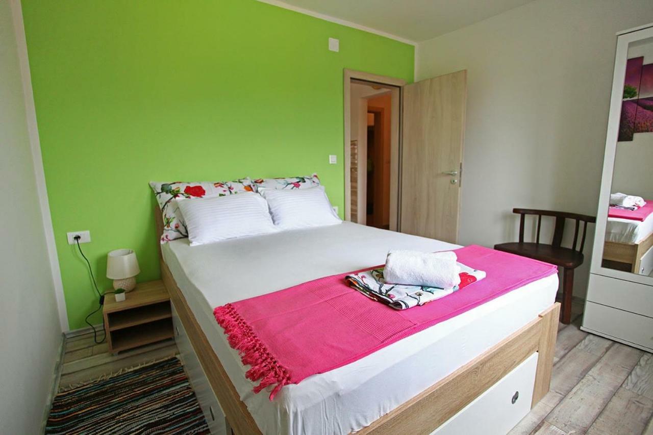 Holiday Home Perunika Zezevica 외부 사진